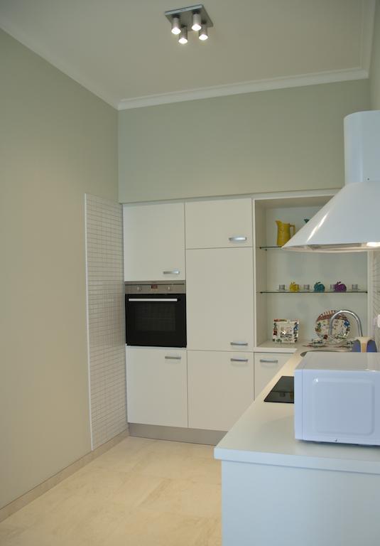 Apartman U Kolonady Κάρλοβι Βάρι Δωμάτιο φωτογραφία