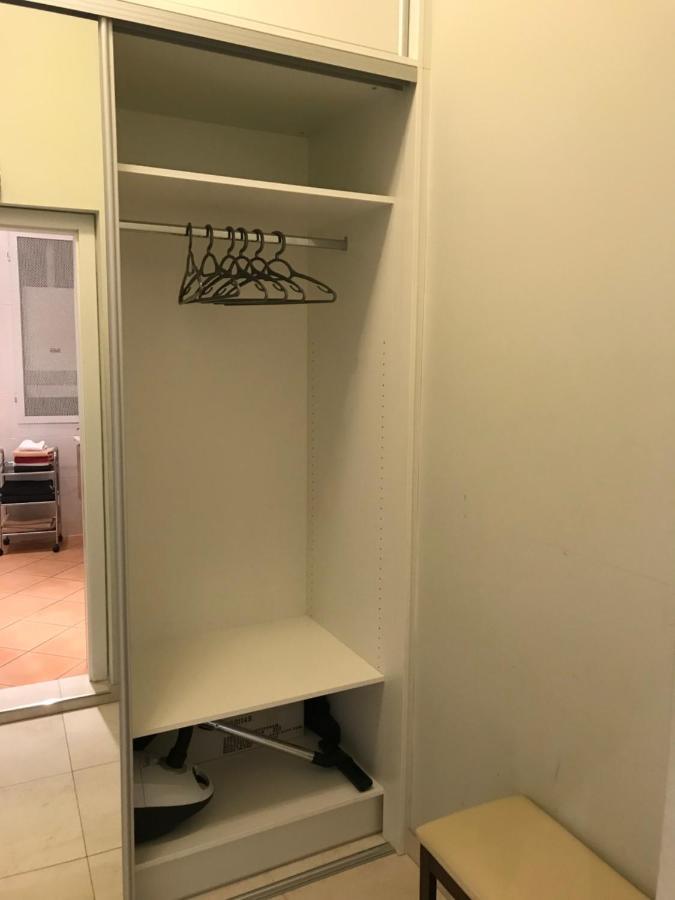 Apartman U Kolonady Κάρλοβι Βάρι Εξωτερικό φωτογραφία